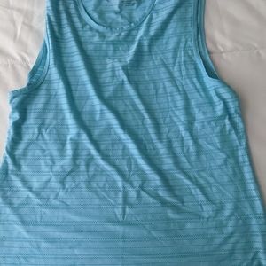 EUC sky luxe muscle tank from Zyia, size large